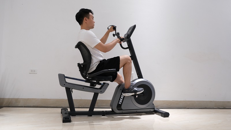 Xe đạp phục hồi chức năng TK8601R
