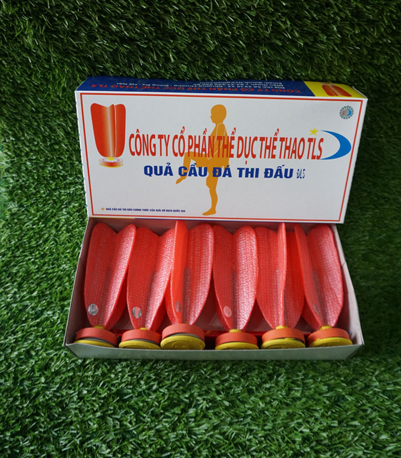 Quả cầu đá thi đấu và tập luyện ĐLS được đóng 6 quả/ hộp
