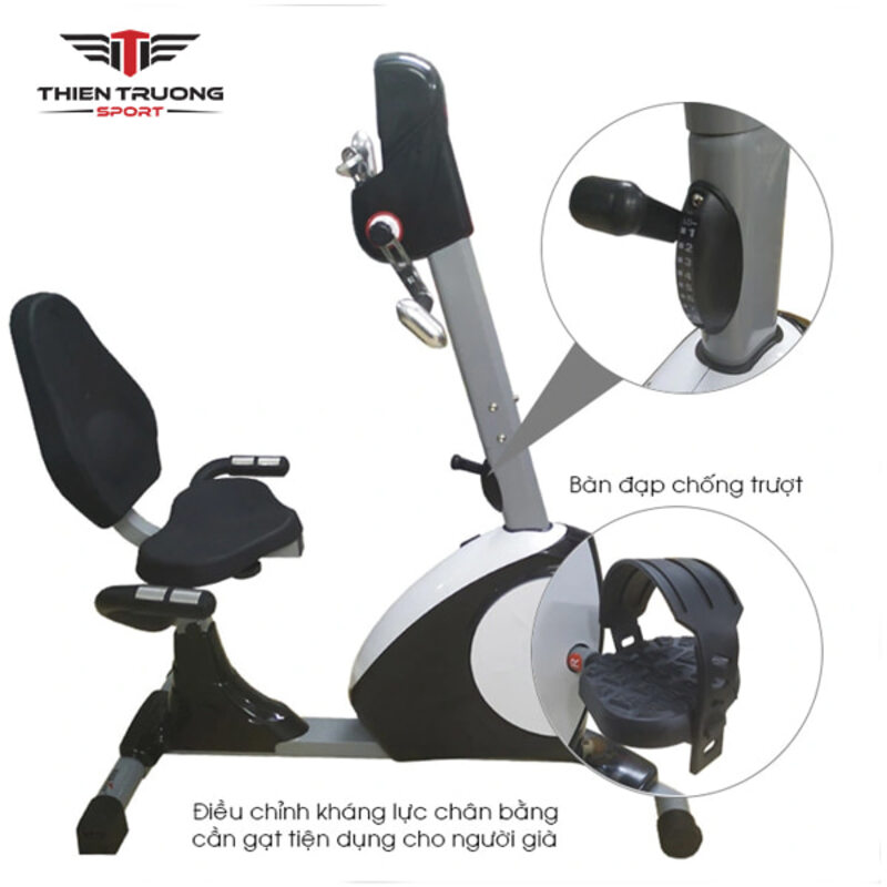 Bàn đạp chống trượt và có nút điều chỉnh phù hợp