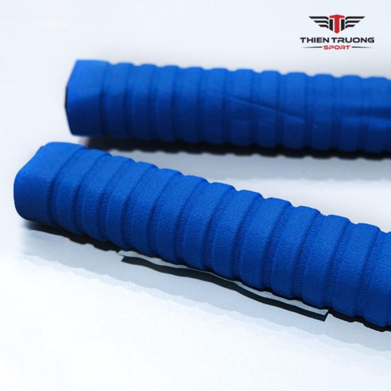 Đặc điểm cán tay cầm của vợt cầu lông Haotian HT-309