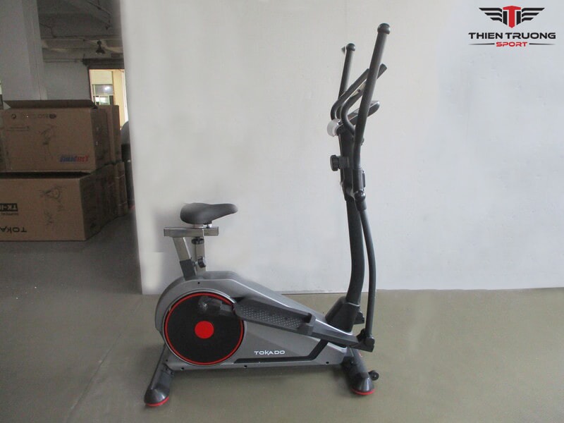 Tay nắm được bọc lớp đệm bên ngoài, tránh tình trạng chai tay, trơn tay do tiết mồ hôi