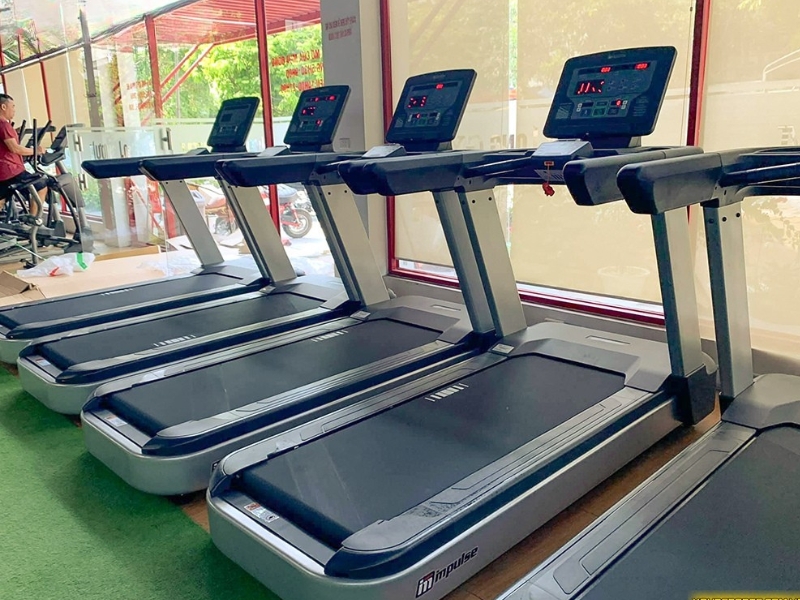 Máy chạy bộ Impulse AC4000