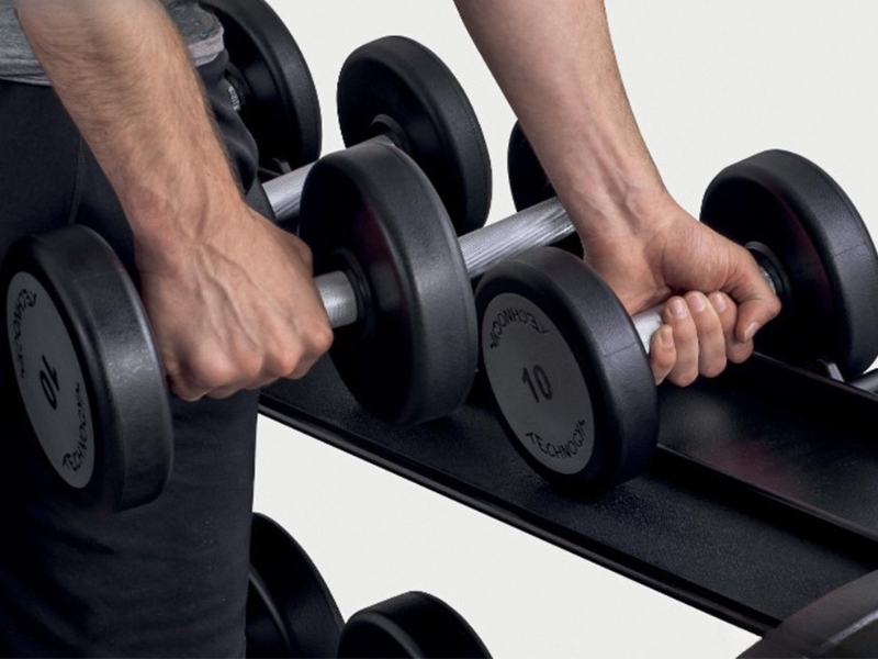 Lựa chọn trọng lượng tạ phù hợp với từng cá nhân