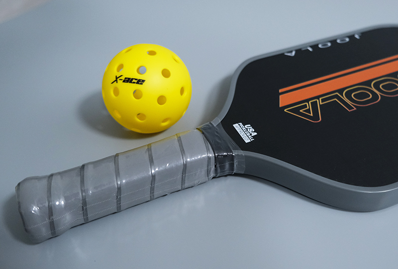Tay cầm vợt Pickleball Joola Black