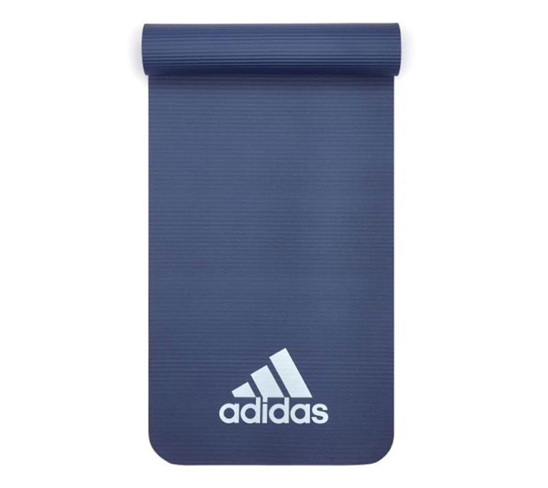 Thảm Yoga được làm từ chất liệu chính là cao su NBR và Polyester
