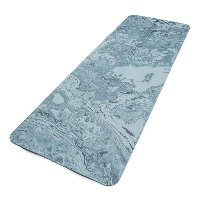 Thảm Yoga Adidas ADYG-10500RS chính hãng được sản xuất từ chất liệu TPE cao cấp