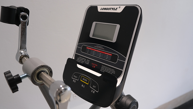 Xe đạp tích hợp màn hình LED hiển thị