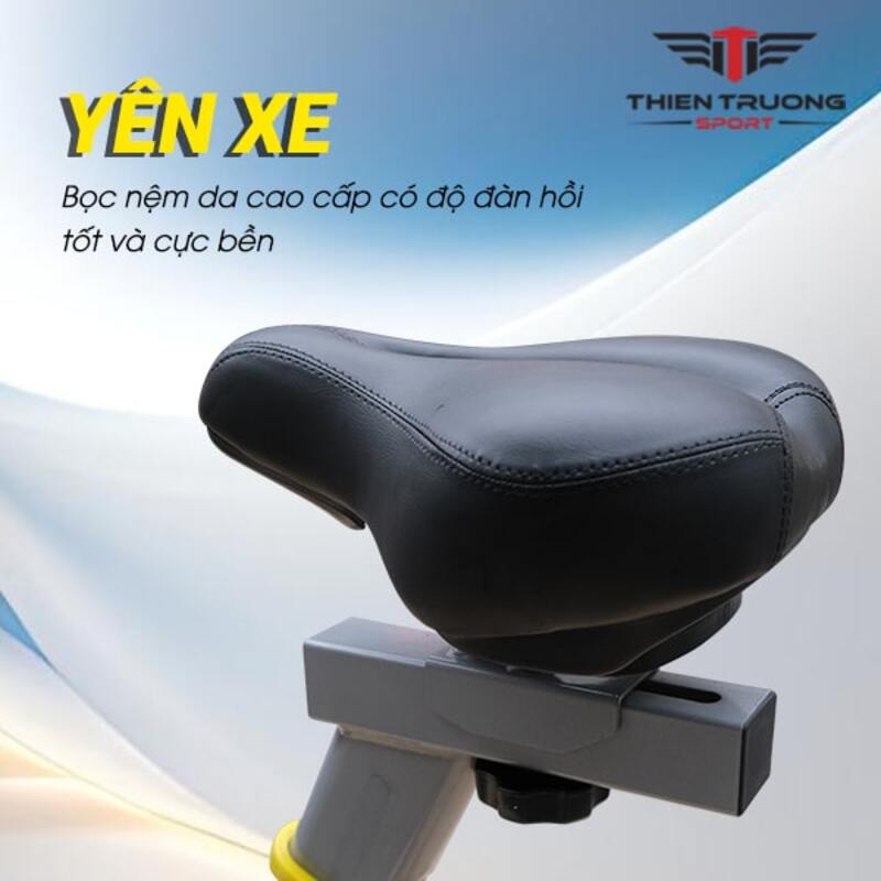 Yên xe bọc nệm da cao cấp tạo độ đàn hồi và cực bền