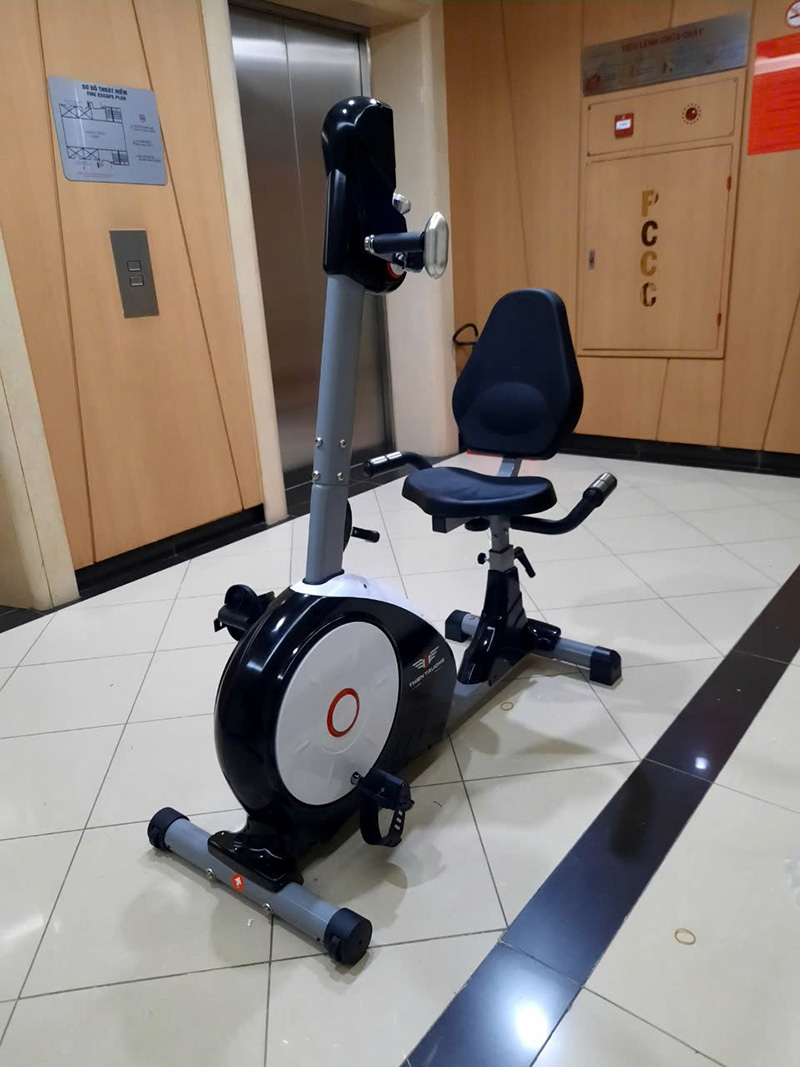 Hình ảnh xe đạp tập phục hồi chức năng K8602R