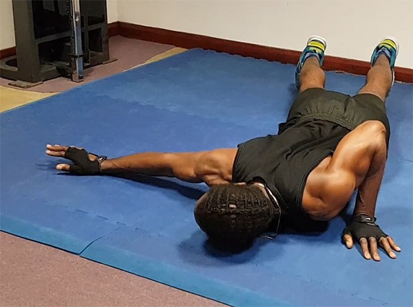 chống đẩy Archer Push-up