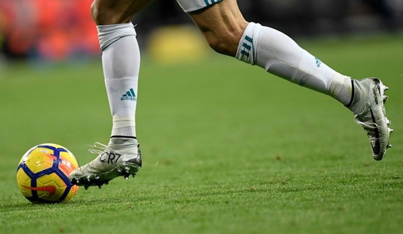 Tất bóng đá Adidas