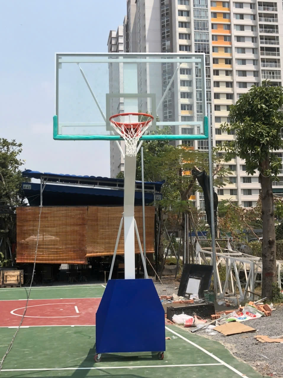 Trụ bóng rổ di động kính cường lực