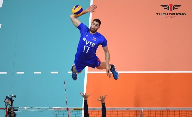 9. Maxim Mikhaylov – 2m06
