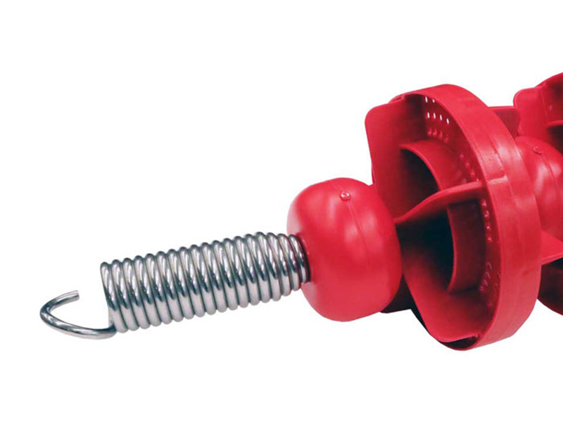 Các quả phao được xâu chuỗi liên tiếp