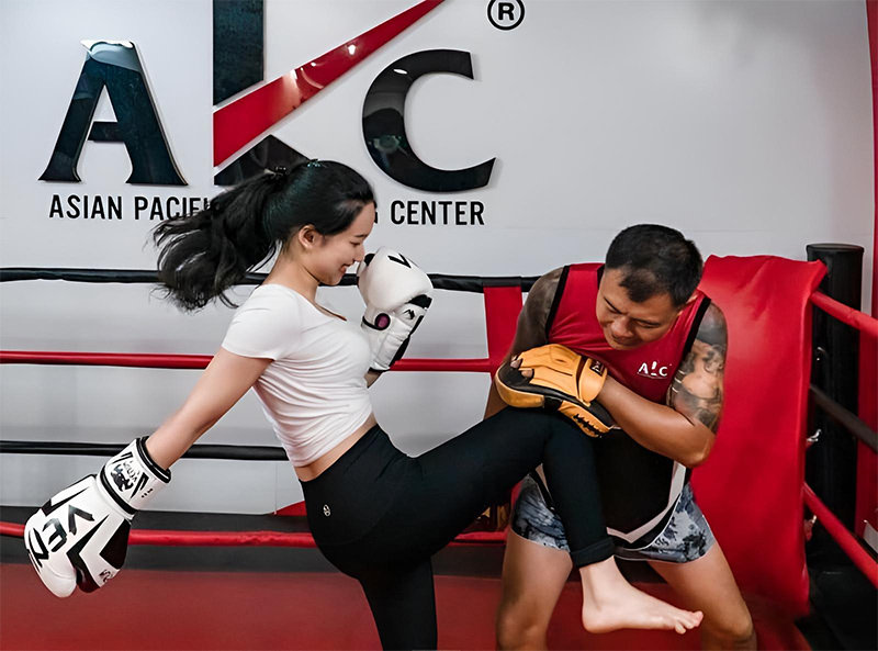 Học Kickfit tại AKC Fitness