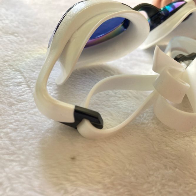 kinh boi Aquafeel Leader Mirrored 2