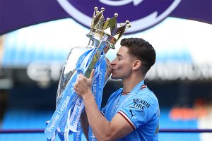 Ngoại hạng Anh có bao nhiêu vòng đấu trong một mùa giải?