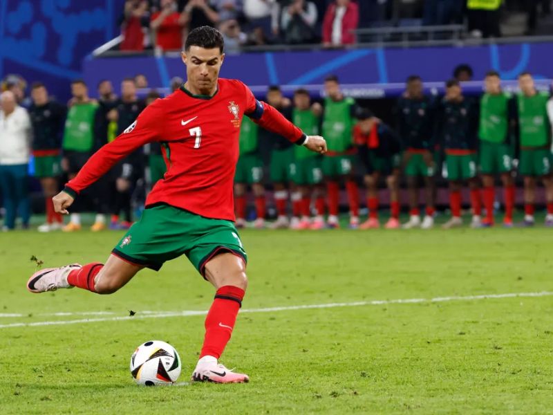Nói đến những cầu thủ đá penalty hay nhất trong lịch sử bóng đá thế giới thì không ai có thể vượt qua được Cristiano Ronaldo