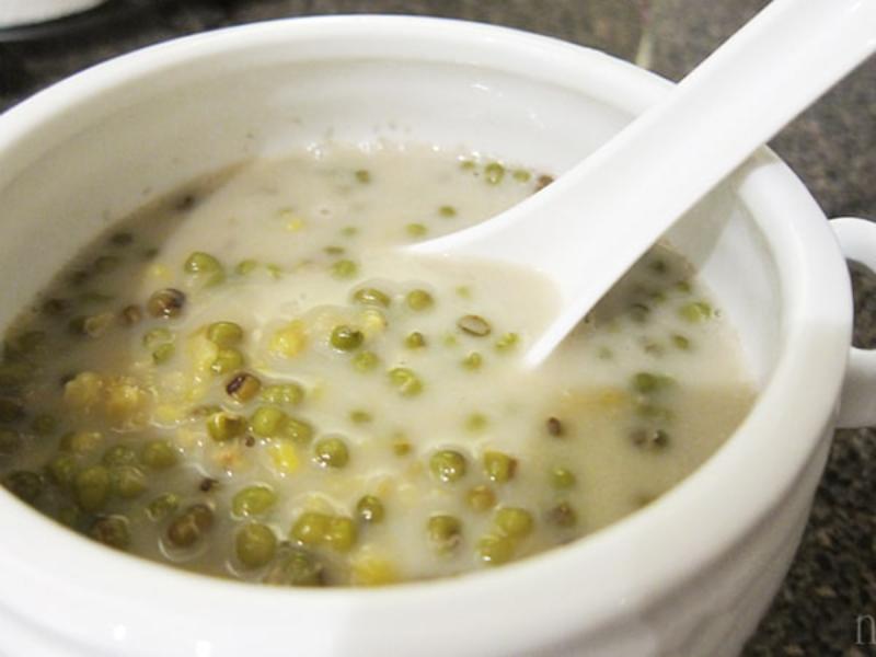 1 chén chè đậu xanh có bao nhiêu calo