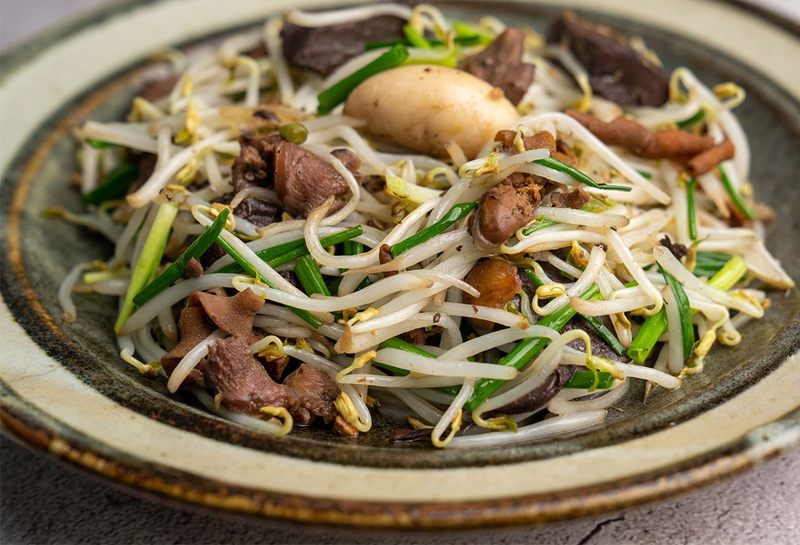 Thịt bò xào giá