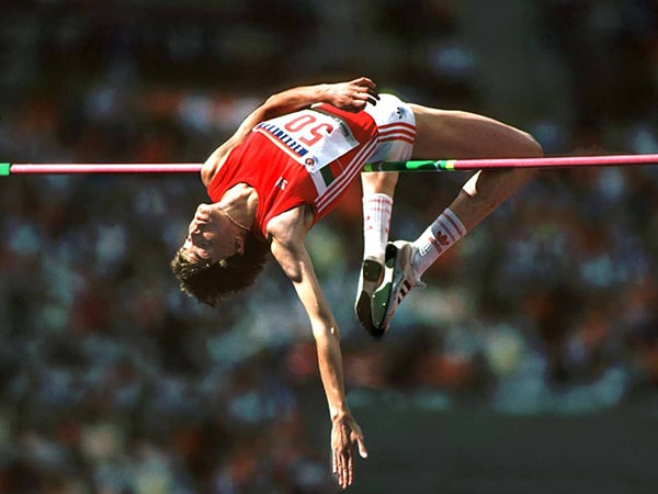 Stefka Kostadinova (Bulgaria) với thành tích 2m09 tại giải vô địch điền kinh thế giới