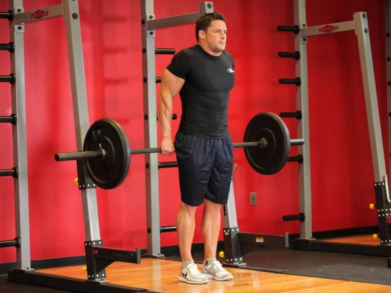 Bài tập Barbell Shrug Behind The Back