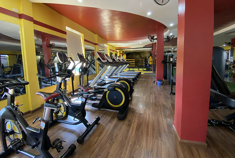 Phòng tập Dynamic Fitness Long Biên