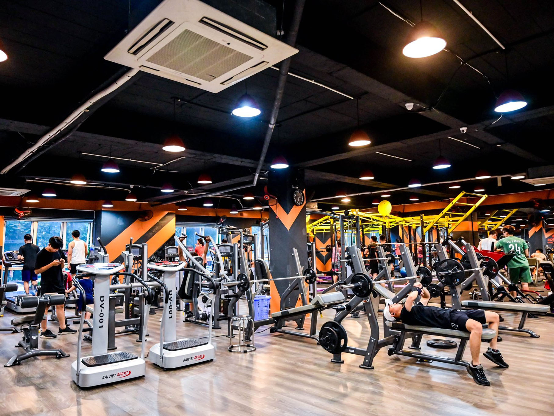 Helios Fitness & Gym Vũ Tông Phan