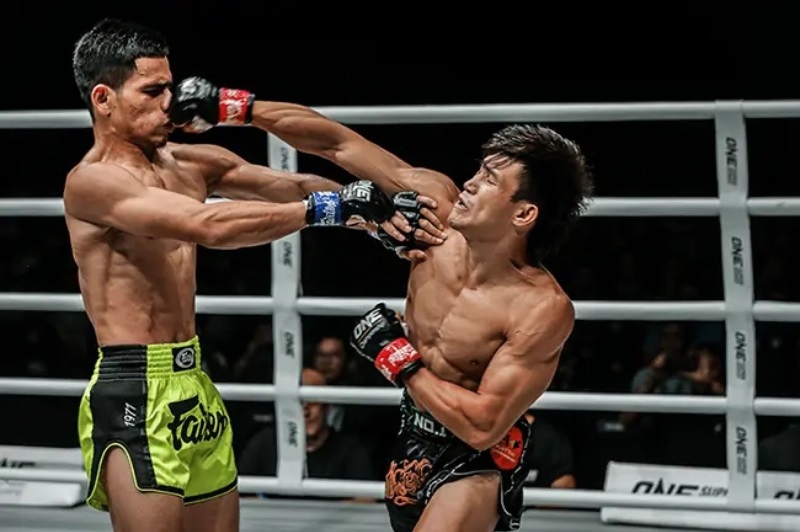 Kỹ thuật Muay Thái cơ bản: Kỹ thuật đấm