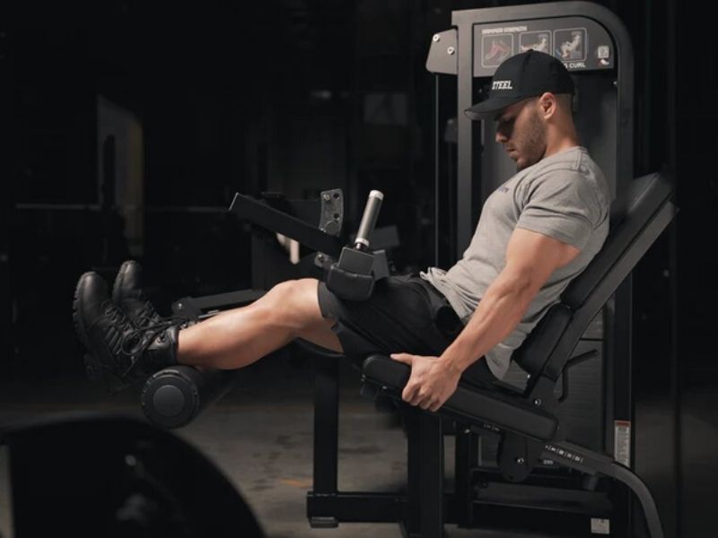 Tập Leg Curl