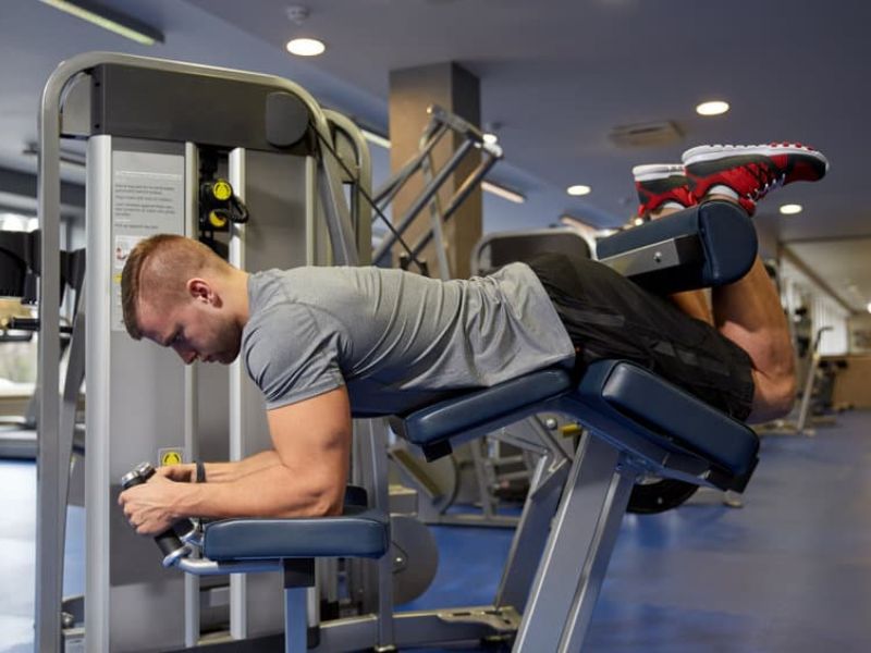 tập Leg Curl