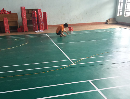 Thi công sân cầu lông