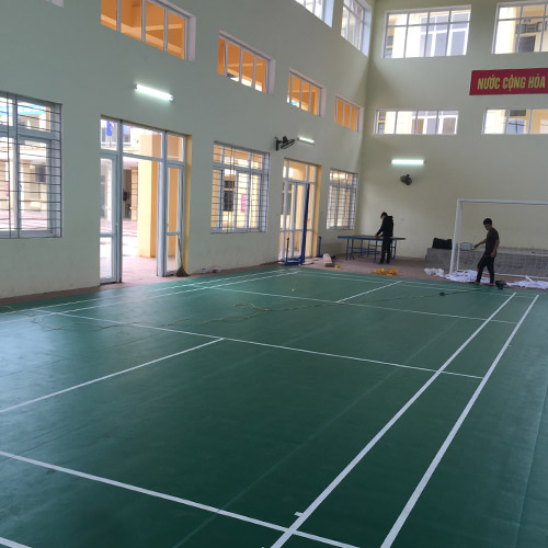 Thi công sân cầu lông