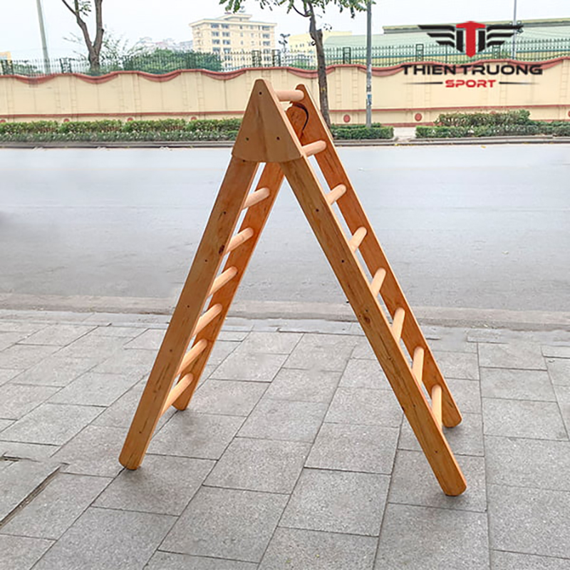 Ảnh thực tế thang gỗ chữ A
