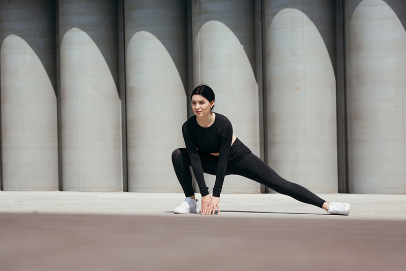 Bài tập Side Lunge
