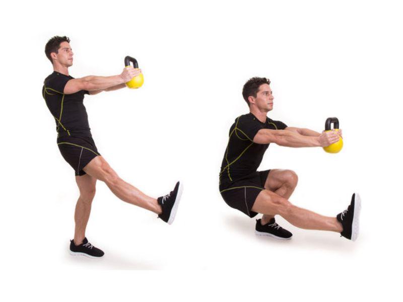 Bài tập Squat một chân với tạ