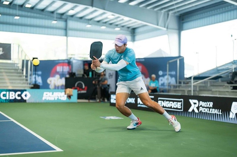 Bài tập pickleball với tường giúp phát triển sức mạnh và sức bền cho người chơi