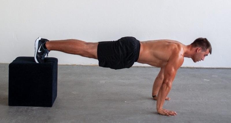 Bài tập Decline Push Up