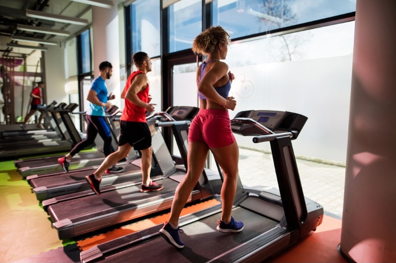 Cách bôi trơn băng tải cho máy chạy bộ có động cơ điện AC
