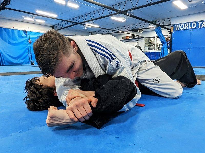 Gắn bó với sự nghiệp học BJJ là cách lên đai nhanh nhất
