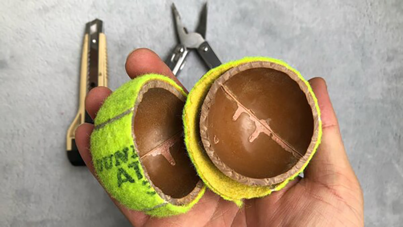 Bóng tennis có cấu tạo bởi 2 thành phần chính là ruột và phần vỏ