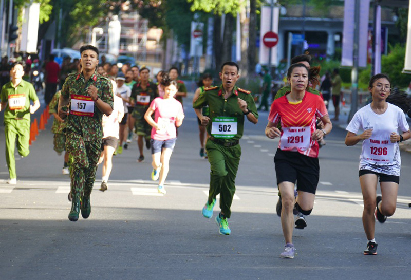 Chạy việt dã cần kiên trì để chạy hết quãng đường