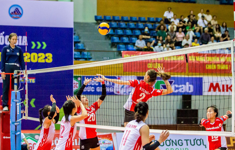 Cách bật cao trong bóng chuyền