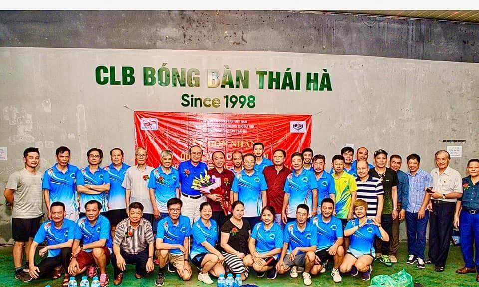 CLB Bóng bàn phát triển mạnh mẽ ở bể bơi Thái Hà
