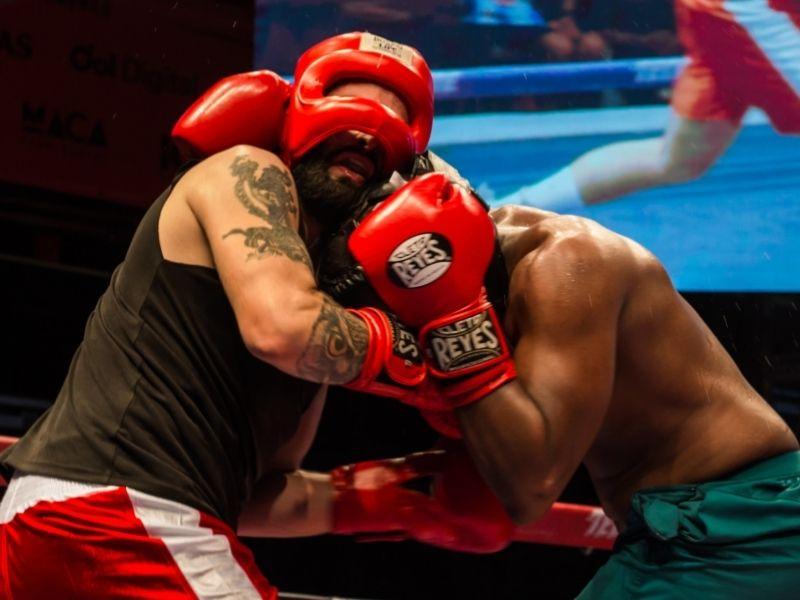 Các quy tắc trong kỹ thuật clinching môn boxing