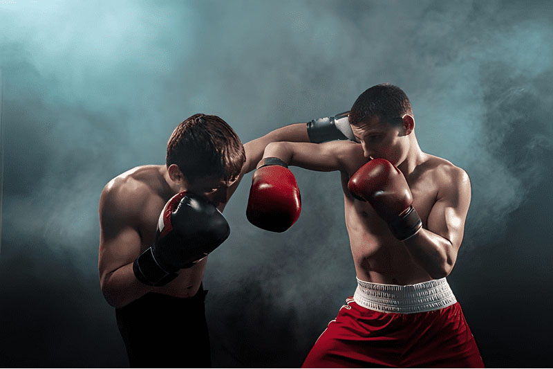 Combo đòn tấn công Jab, Cross, Jab, Cross với bốn cú đấm mạnh mẽ