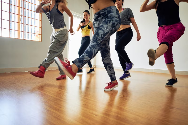 Shuffle Dance là điệu nhảy đường phố nổi tiếng của Úc