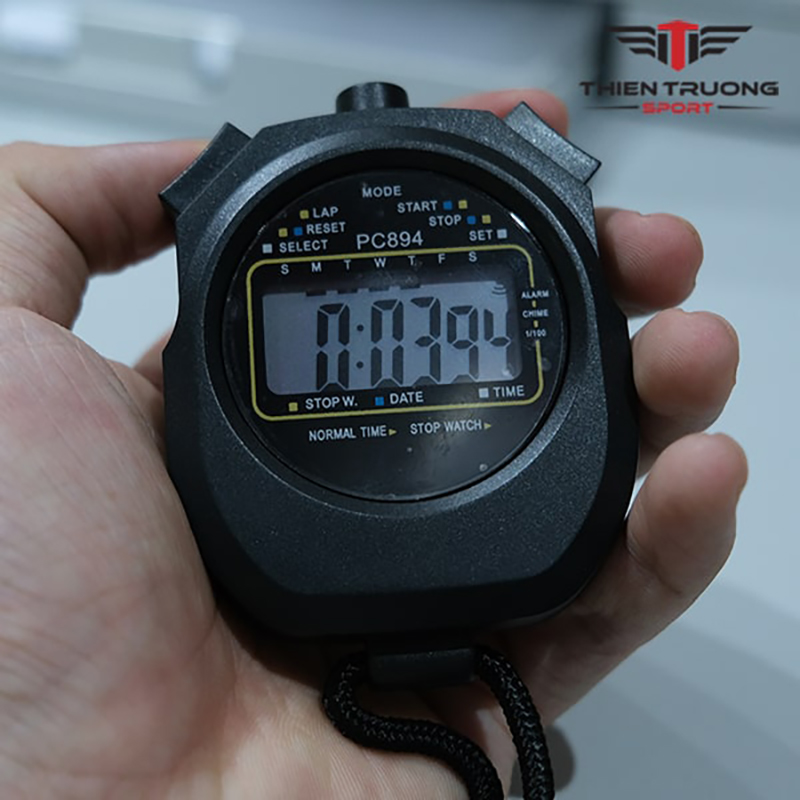 Đồng hồ bấm giây PC894 được dùng trong tập luyện, thi đấu môn điền kinh, bơi lội,....