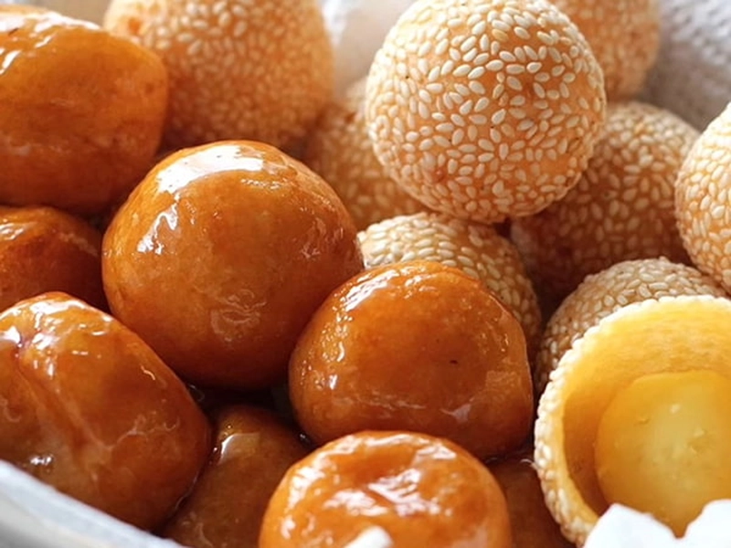 Bánh rán mật rất được yêu thích