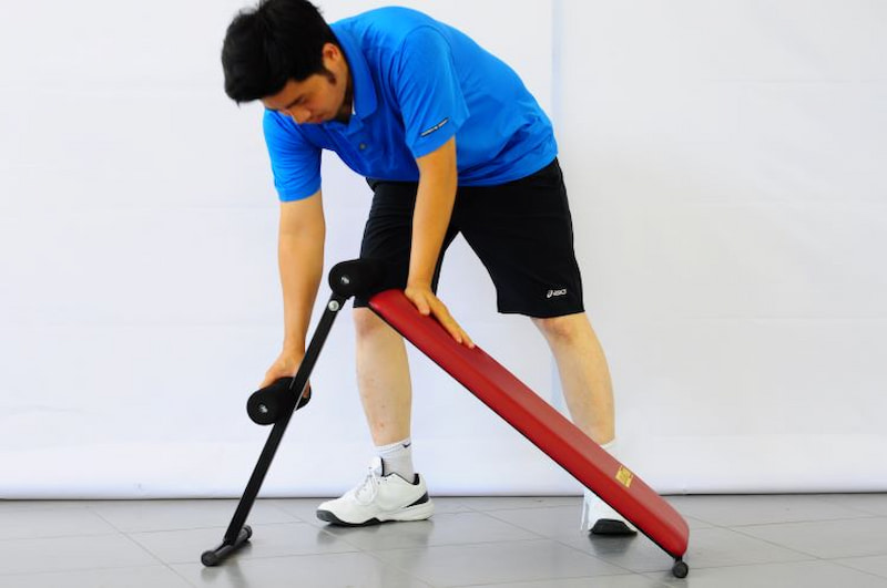làm ghế tập cơ bụng